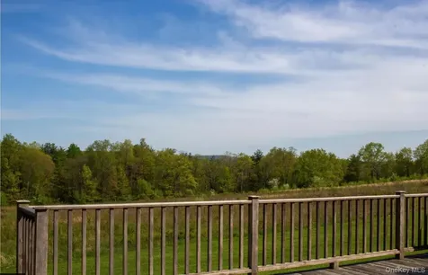 23 Raccoon Forks Road Chatham NY 12136