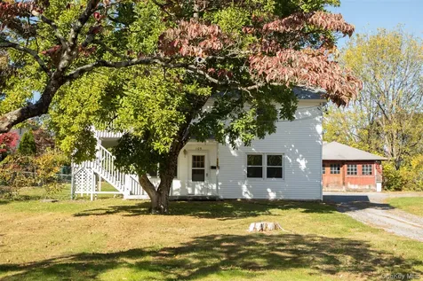 105 & 107 E Market Street Rhinebeck NY 12572