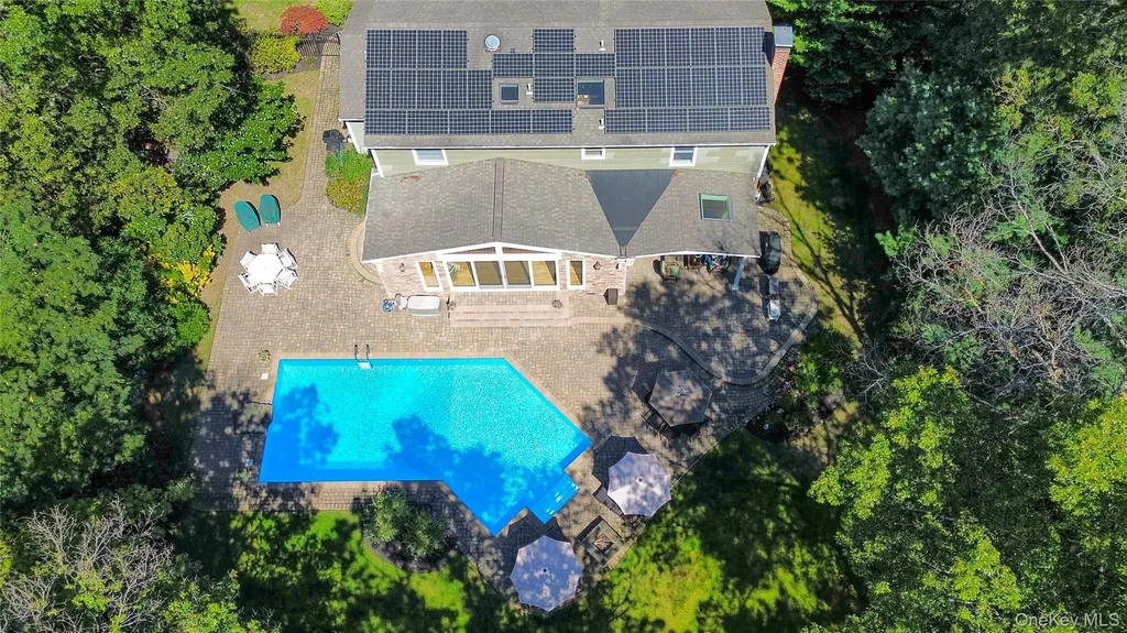14 Vega Drive Shoreham NY 11786