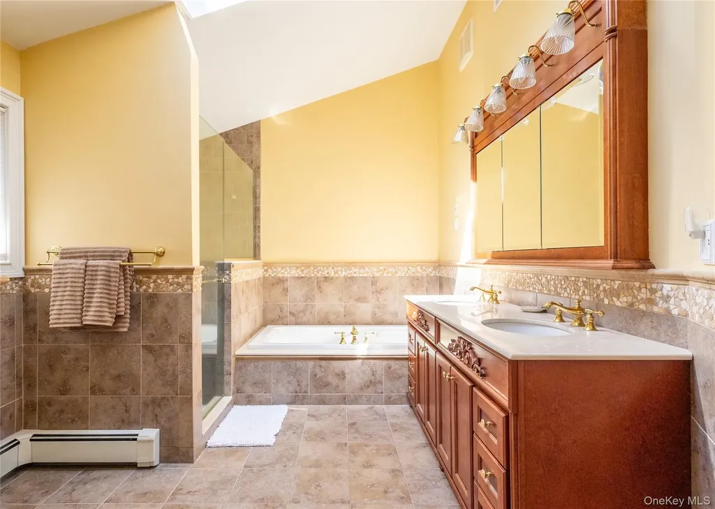 14 Vega Drive Shoreham NY 11786