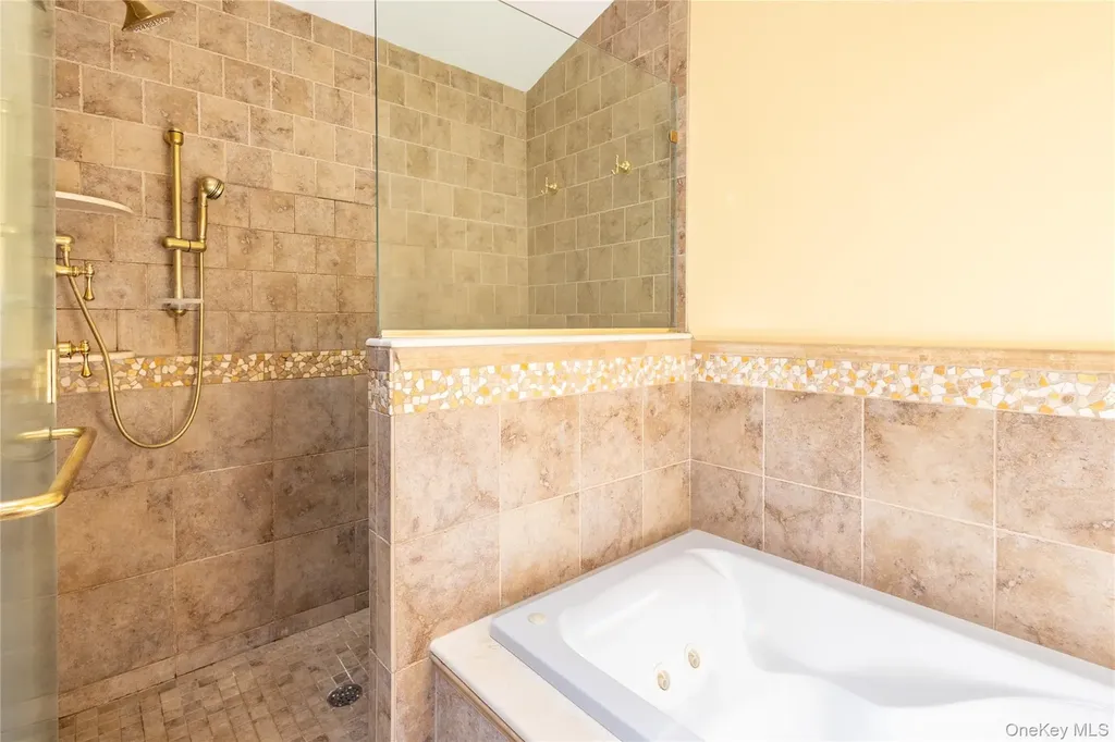 14 Vega Drive Shoreham NY 11786
