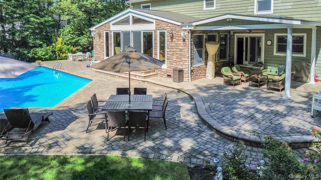 14 Vega Drive Shoreham NY 11786