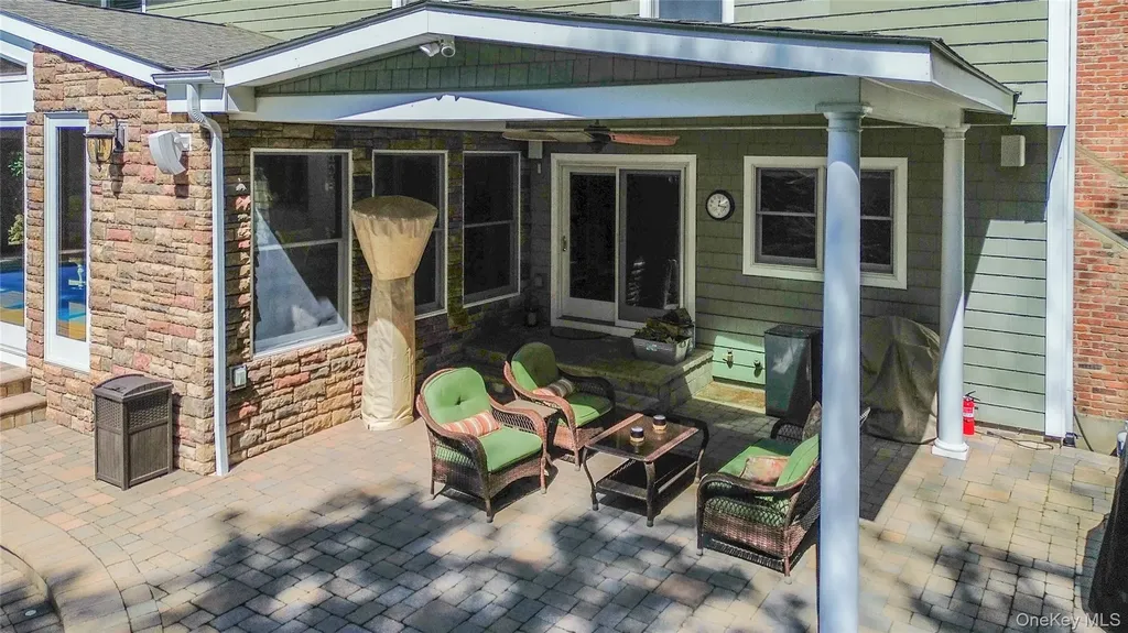14 Vega Drive Shoreham NY 11786