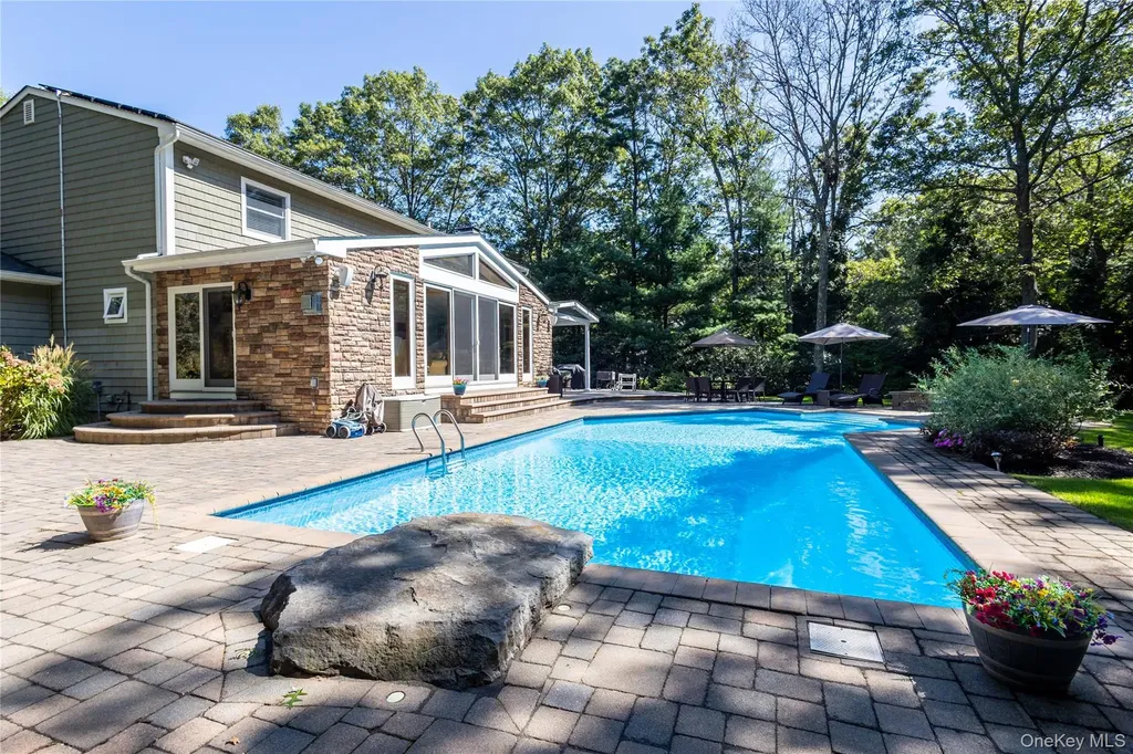 14 Vega Drive Shoreham NY 11786