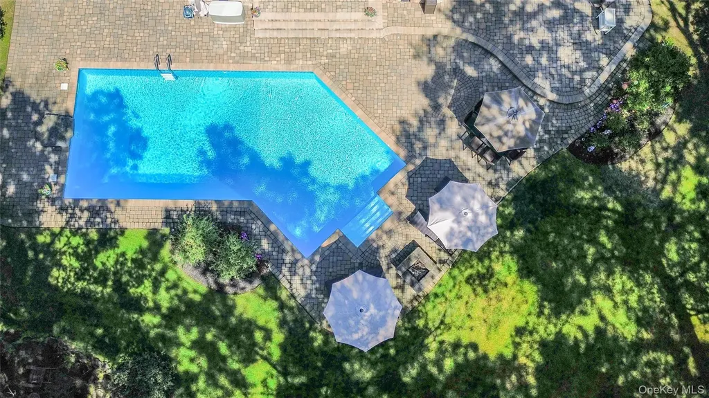 14 Vega Drive Shoreham NY 11786