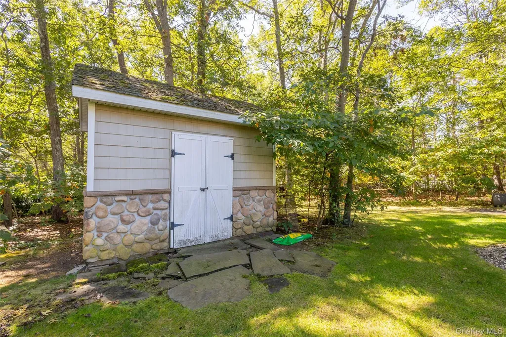 14 Vega Drive Shoreham NY 11786