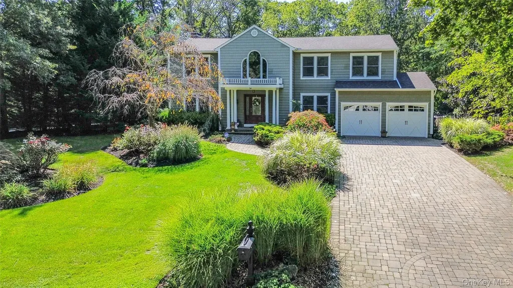 14 Vega Drive Shoreham NY 11786