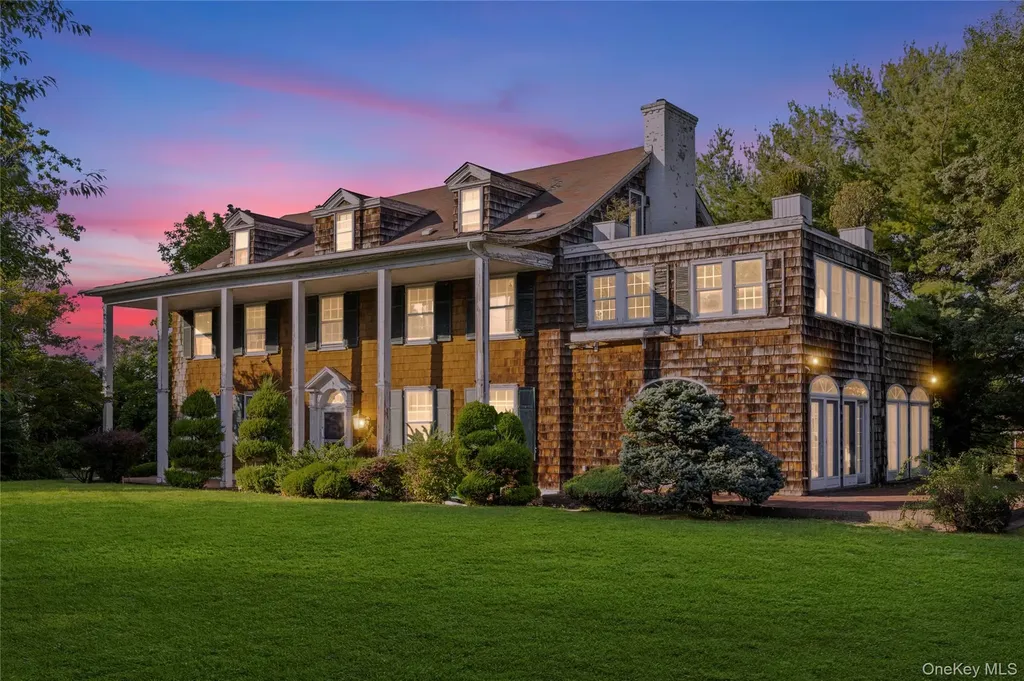 175 Burton Lane Lawrence NY 11559