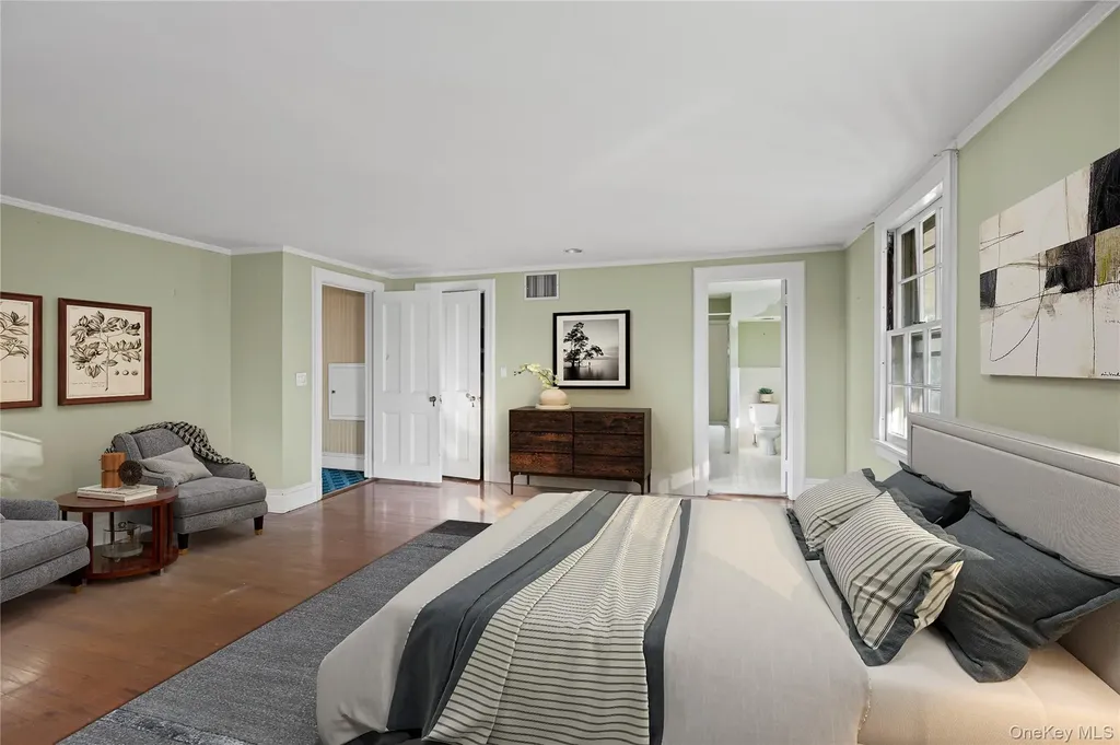 175 Burton Lane Lawrence NY 11559