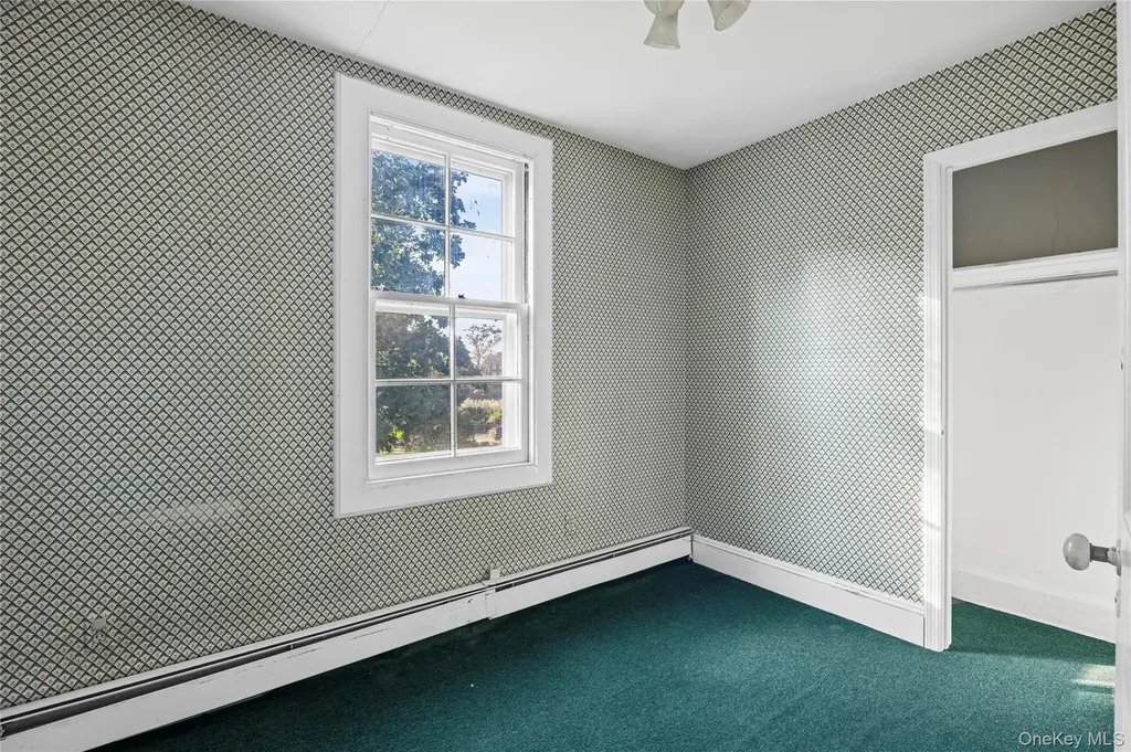 175 Burton Lane Lawrence NY 11559