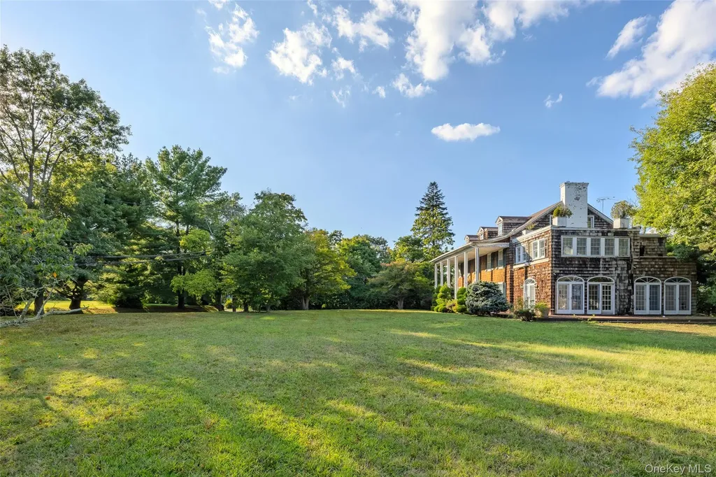 175 Burton Lane Lawrence NY 11559