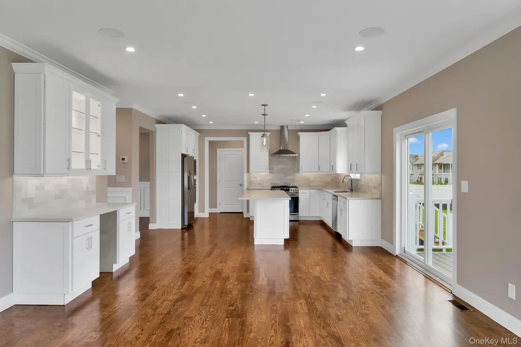 176 Southern Boulevard Nesconset NY 11767