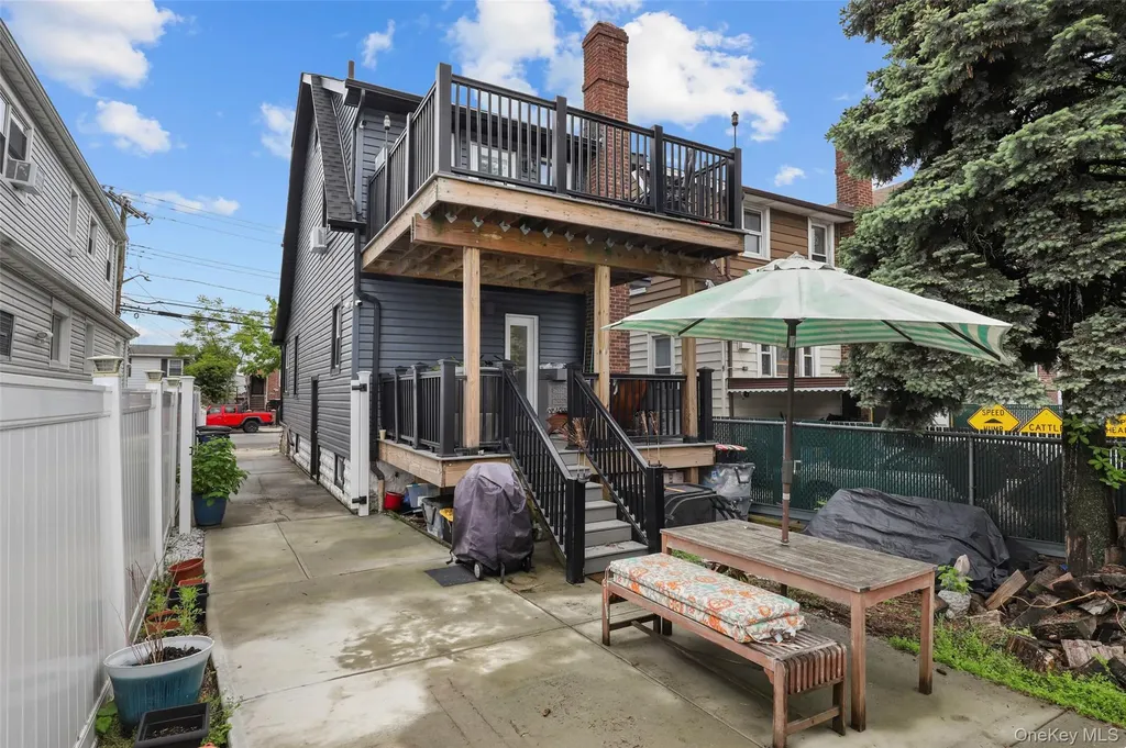 3215 Randall Avenue Bronx NY 10465