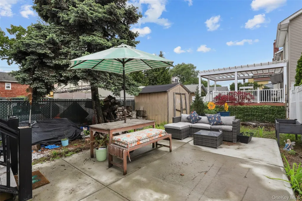 3215 Randall Avenue Bronx NY 10465