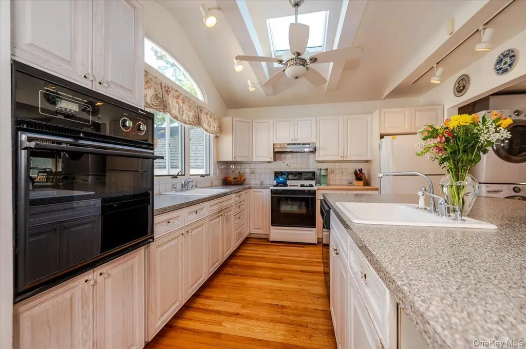 23 Arthur Avenue Bethpage NY 11714