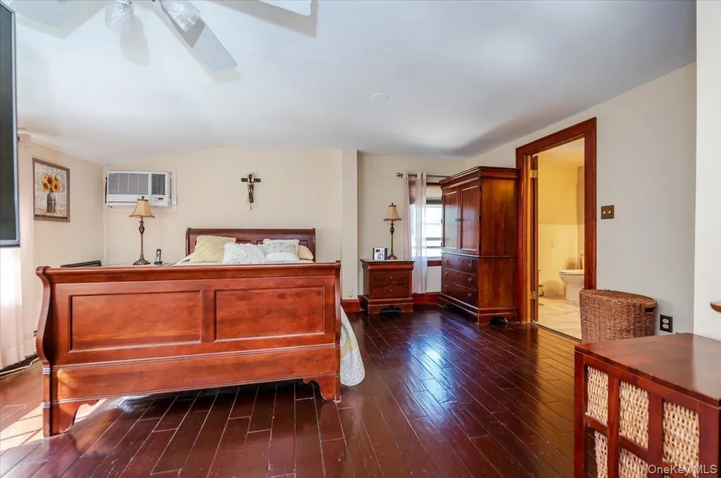 23 Arthur Avenue Bethpage NY 11714