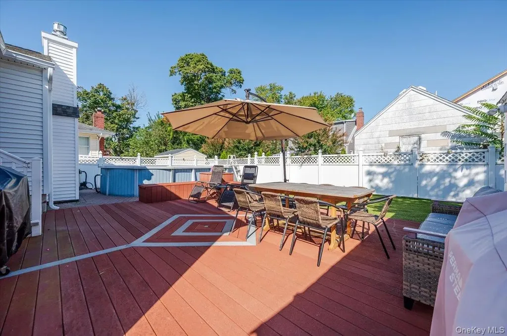 23 Arthur Avenue Bethpage NY 11714