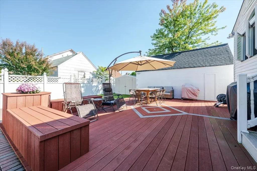 23 Arthur Avenue Bethpage NY 11714