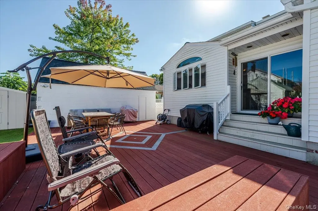 23 Arthur Avenue Bethpage NY 11714