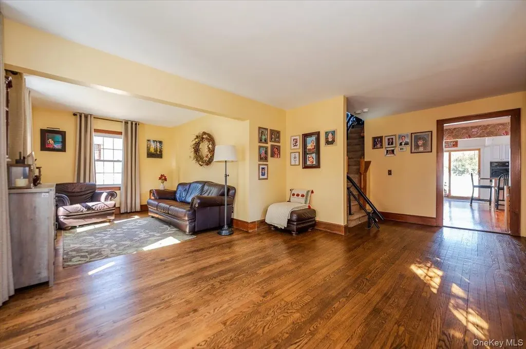 23 Arthur Avenue Bethpage NY 11714