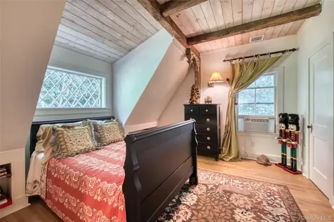 240 August Lane Greenport NY 11944