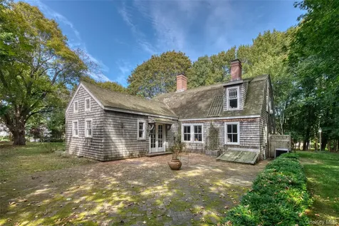 240 August Lane Greenport NY 11944