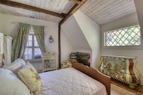 240 August Lane Greenport NY 11944