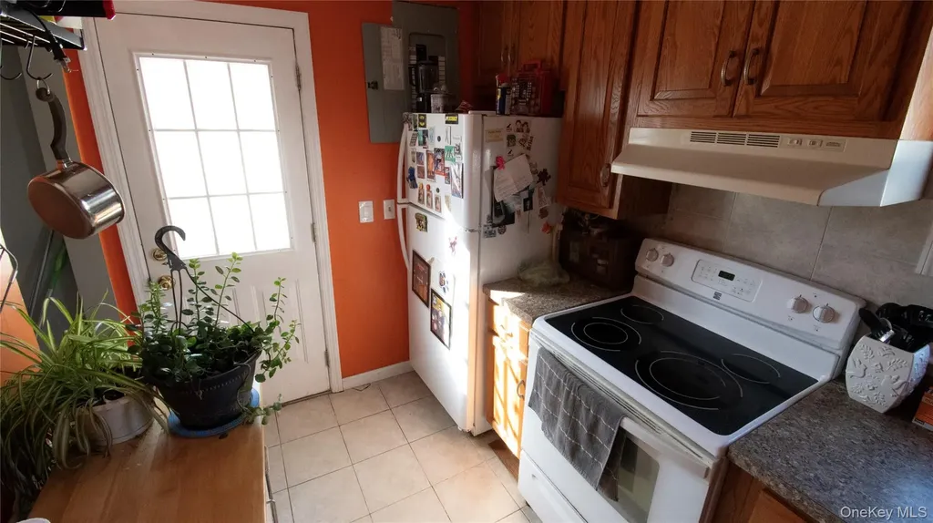 2810 1st Place Baldwin NY 11510