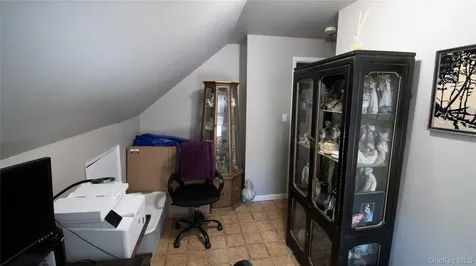 2810 1st Place Baldwin NY 11510