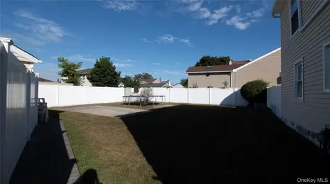 2810 1st Place Baldwin NY 11510