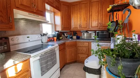 2810 1st Place Baldwin NY 11510