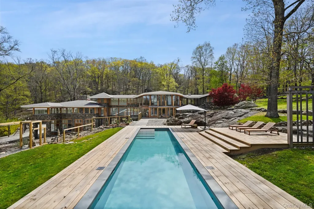 496 Haines Road Bedford Corners NY 10549