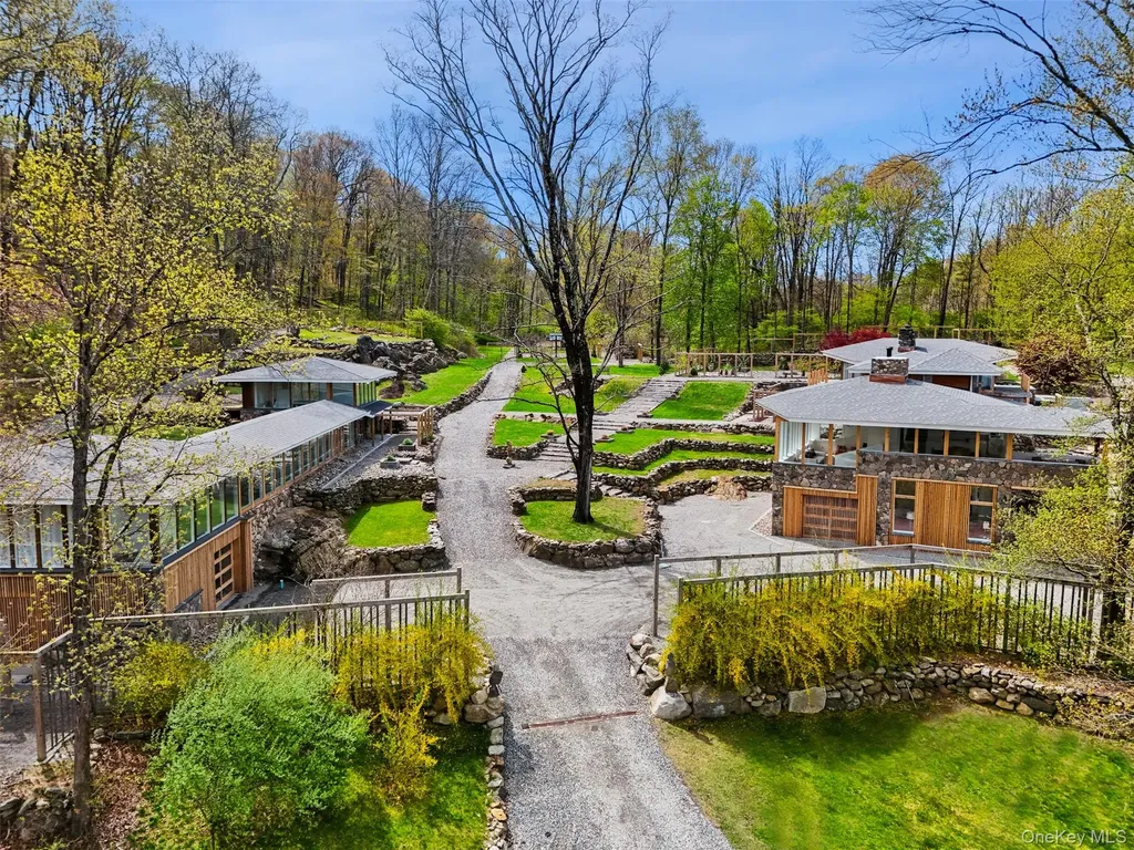 496 Haines Road Bedford Corners NY 10549