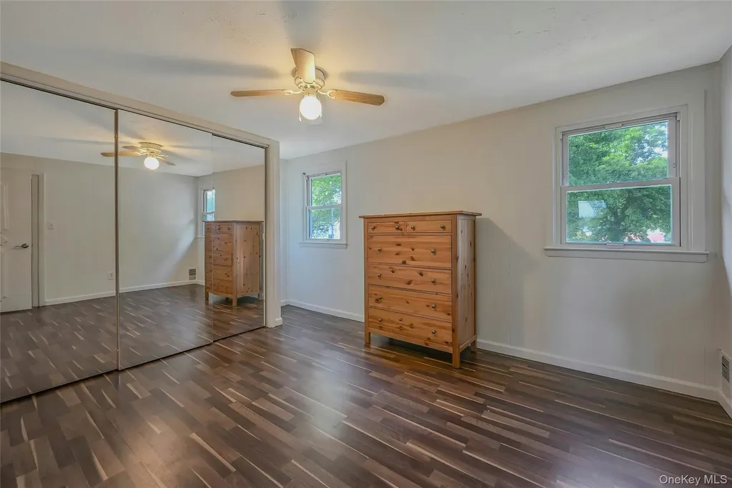 14 Genesee Drive Commack NY 11725