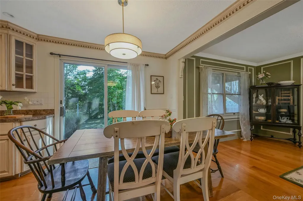 14 Genesee Drive Commack NY 11725