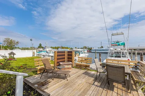 97 Ocean Avenue Bay Shore NY 11706