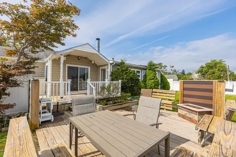 97 Ocean Avenue Bay Shore NY 11706