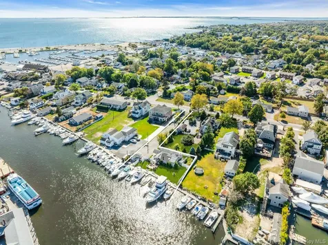 97 Ocean Avenue Bay Shore NY 11706