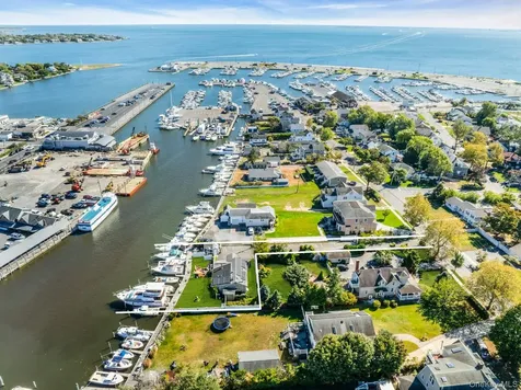 97 Ocean Avenue Bay Shore NY 11706