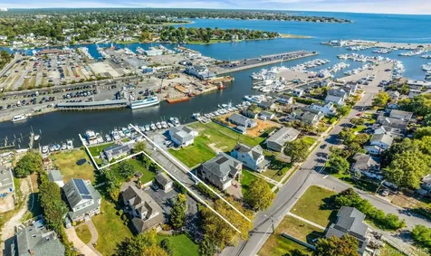 97 Ocean Avenue Bay Shore NY 11706