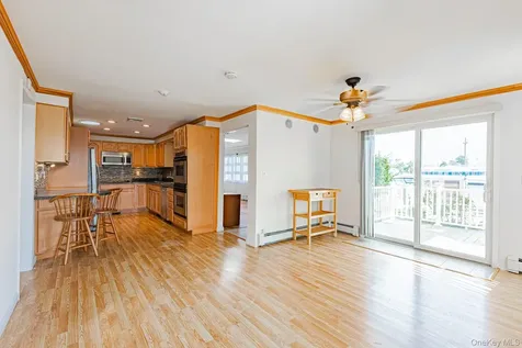 97 Ocean Avenue Bay Shore NY 11706