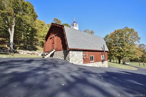 575 Roosa Gap Road Bloomingburg NY 12721