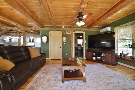 575 Roosa Gap Road Bloomingburg NY 12721