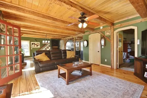 575 Roosa Gap Road Bloomingburg NY 12721