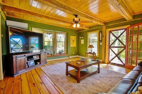 575 Roosa Gap Road Bloomingburg NY 12721