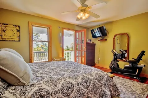 575 Roosa Gap Road Bloomingburg NY 12721