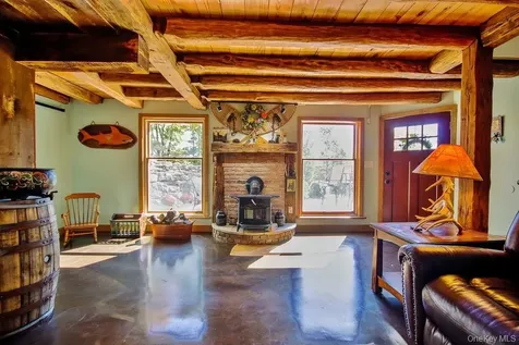 575 Roosa Gap Road Bloomingburg NY 12721