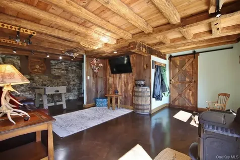575 Roosa Gap Road Bloomingburg NY 12721