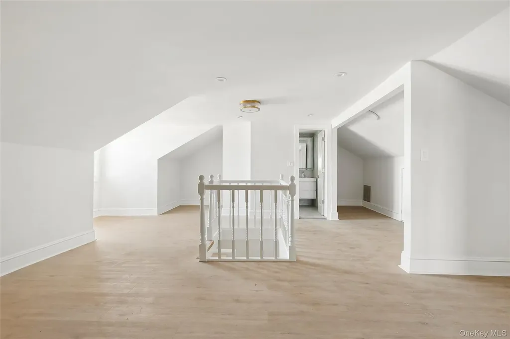 65 W Beech Street Long Beach NY 11561