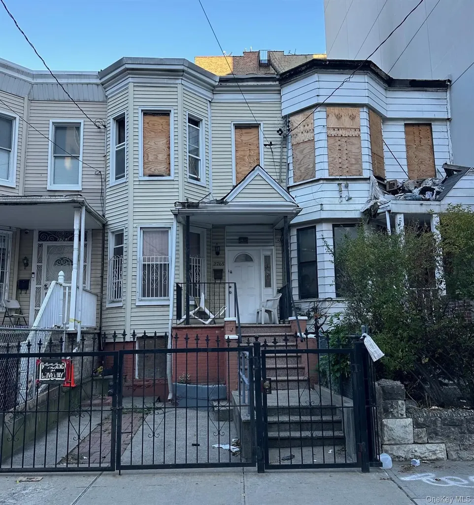 2765 Creston Avenue Bronx NY 10468